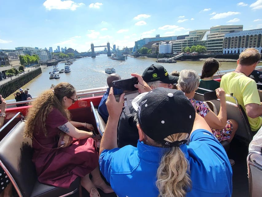 London: Guided Sightseeing Tour on a Vintage Open-Top Bus - Guide Energy, Driver Smoothness, and What to Do With an Open-Top Bus