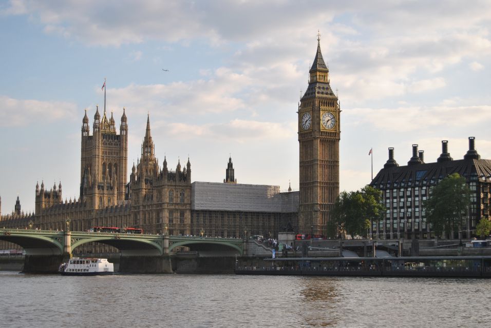 London Half-Day Private Chauffeur Driven Tour - Discovering sights few tourists see: what customization really means