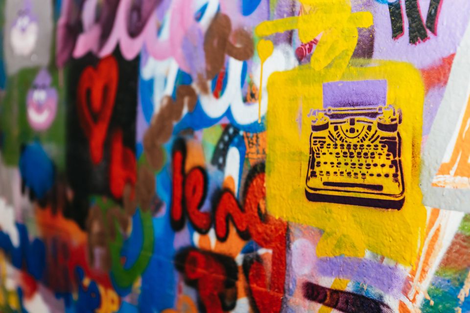 London: Half-Day Street Art Tour and Workshop - Meeting at the White Goat Statue in Spitalfields