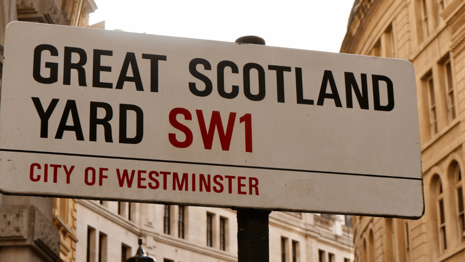 London: Harry Potter Movie Location Tour with an APP - Key highlights worth planning around