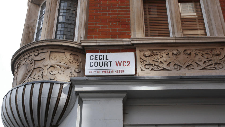 London: Harry Potter Movie Location Tour with an APP - Cecil Court and Leadenhall Market: Diagon Alley energy in two very different streets
