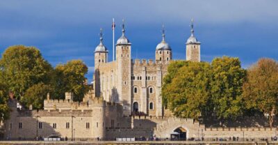 London: Harry Potter Walking Tour and Tower of London Entry - Cecil Court and House of Spells: where the streets feel theatrical