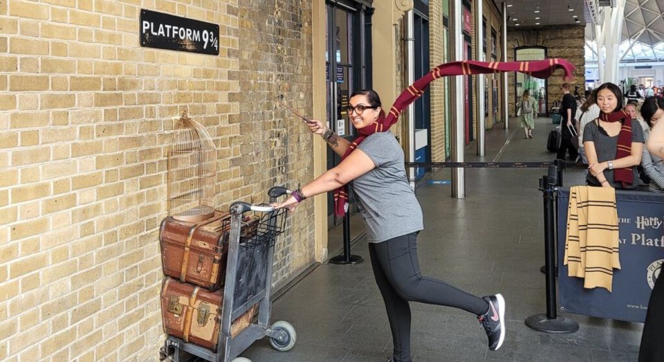 London: Harry Potter Walking Tour with Platform 9 3/4 - Goodwin’s Court: the quiet lane that hints at Knockturn Alley