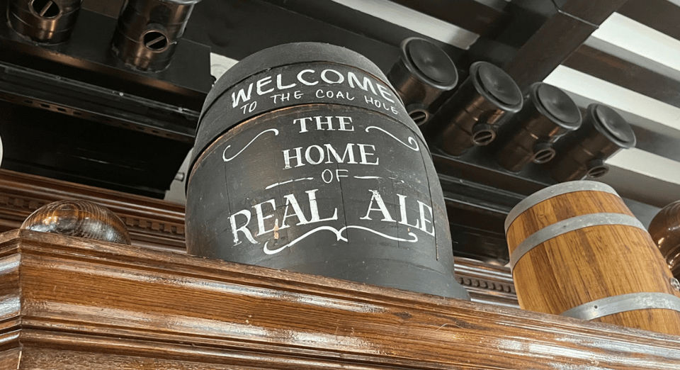 London: Historic London Pub Walking Tour - Why an 800-Year-Old Pub Stop Changes How You See London