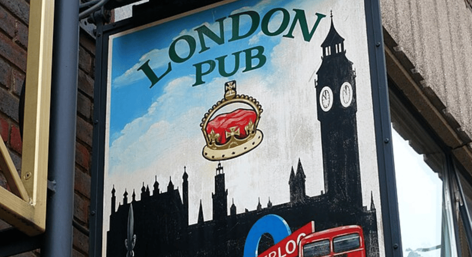London: Historic London Pub Walking Tour - Your Four-Pub Route: What the Stops Actually Feel Like