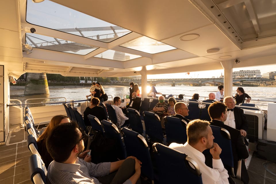 London: Hop-On Hop-Off 1-Day River Sightseeing Adventure - Price and value at about $34: what you’re really buying