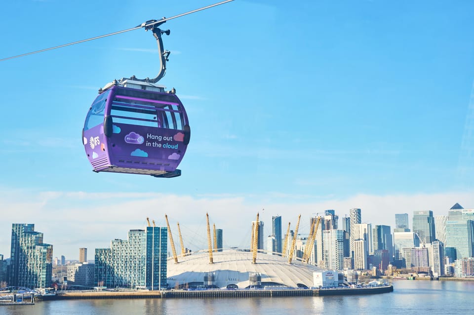 London: IFS Cloud Cable Car - Sunset to night: when the skyline looks its best