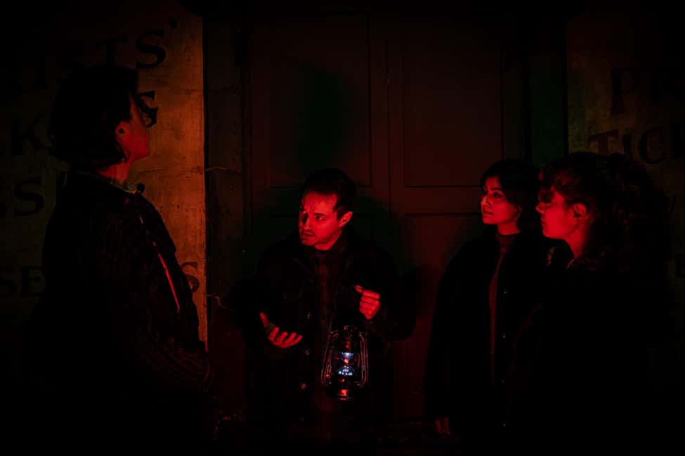 London: Interactive Jack the Ripper Walking Tour - Entering the case: meeting at Altab Ali Park and getting your bearings