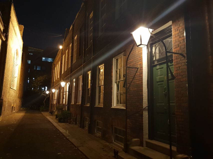 London: Jack the Ripper Guided Walking Tour - Paul Mansfield’s approach: Ripper work plus real East End context
