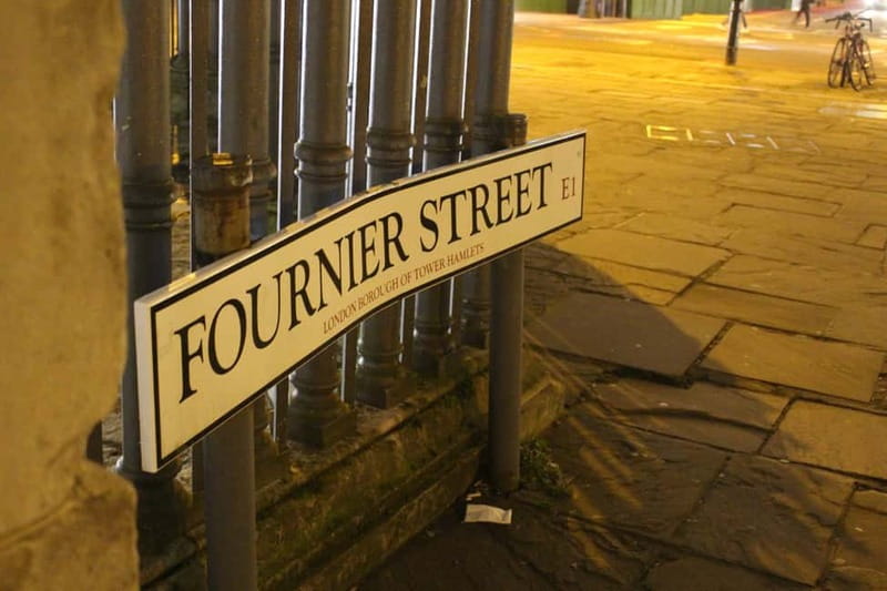 London: Jack the Ripper Small Group Walking Tour - Price and Value: What $24.25 Buys You in London