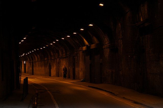 London: Jack The Ripper Tour with Ripper-ologist - Starting at Whitechapel Gallery: the moment the tour shifts into story mode