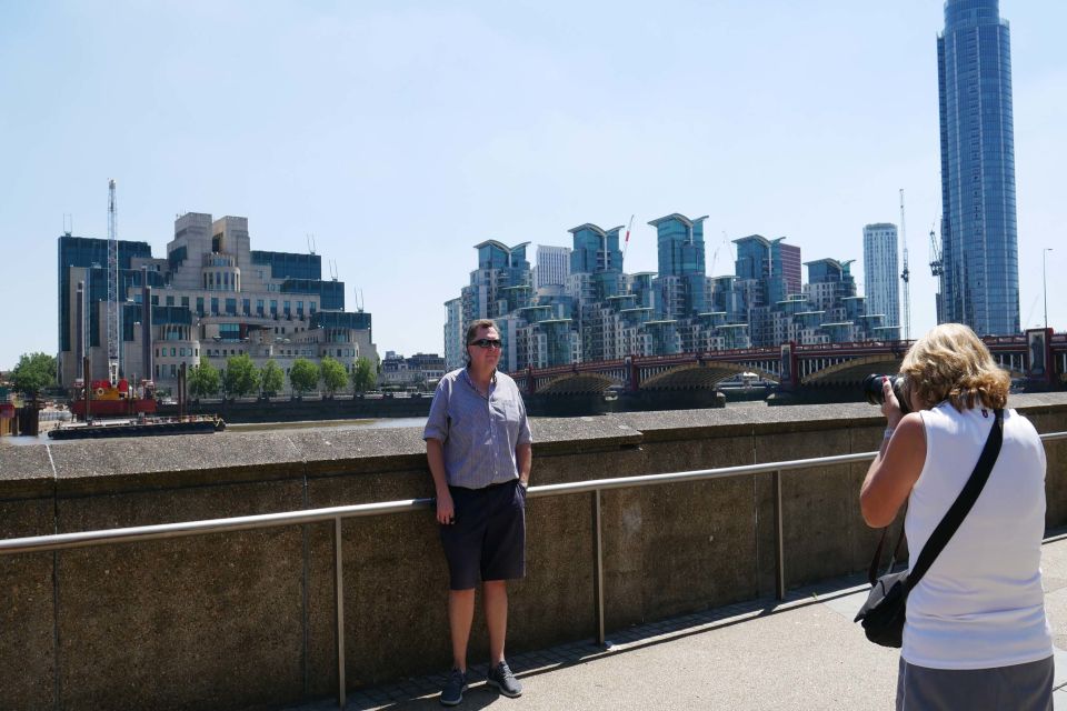 London: James Bond Filming Locations Bus Tour - Key points to know before you go