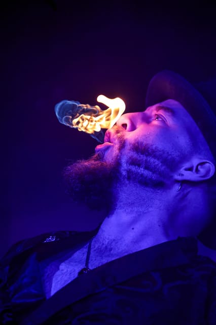 London: Kabaret Exposé - Dinner and bottomless add-ons: how to pick the right option