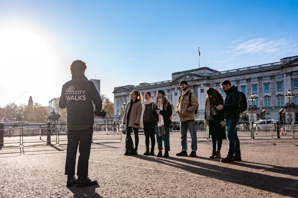 London: Landmarks Walking Tour & Harry Potter Walking Tour - Royal London Route: Downing Street, Big Ben, and Buckingham Palace