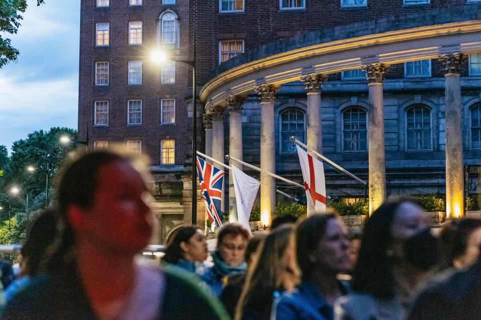 London: London by Night Sightseeing Open-Top Bus Tour - Night Landmark Highlights: What You See From Wellington Arch to Trafalgar Square