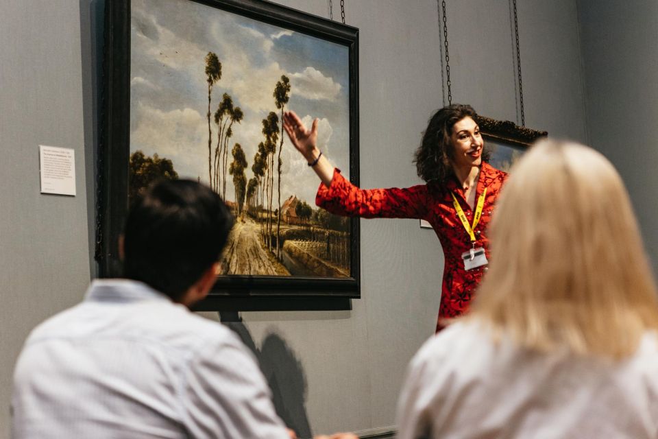 London: National Gallery Guided Tour with Art Expert Guide - How headsets change the experience in a big, crowded museum