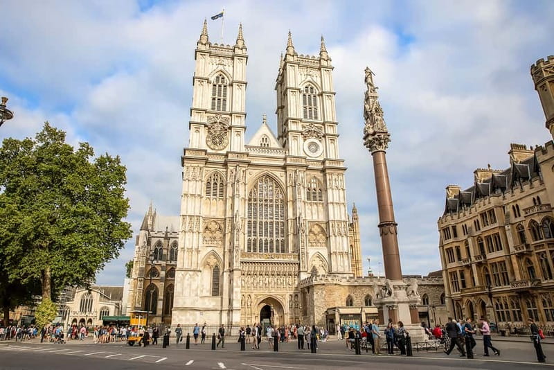 London Pass® - Save up to 50% on Tickets to 100+ Attractions - River and hop-on hop-off rides: use them to cut transit time