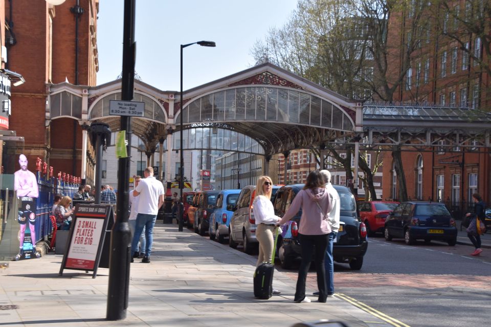 London: Private Beatles Taxi Tour - Trident Studios and the sound behind the songs