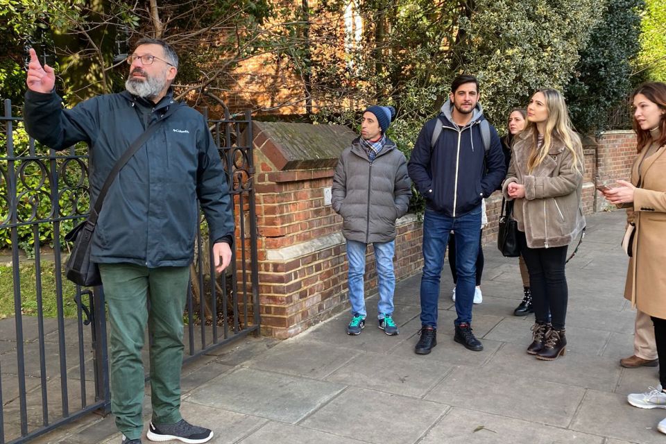 London: "Queen" Highlights Walking Tour - South Kensington start: how the route sets the Queen story fast