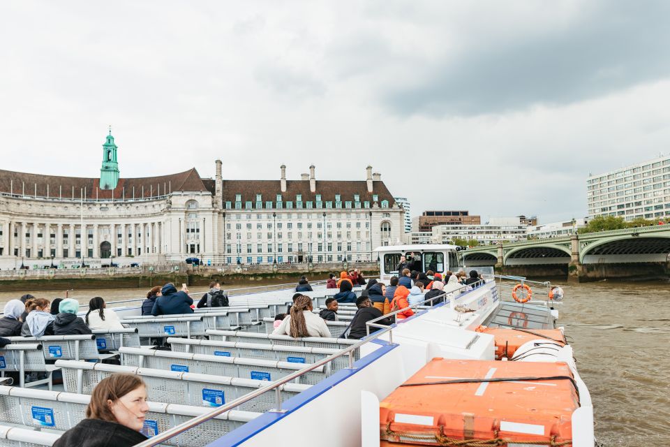 London: River Thames Hop-On Hop-Off Sightseeing Cruise - Tate Modern and Shakespeare’s Globe: where the river gets artistic
