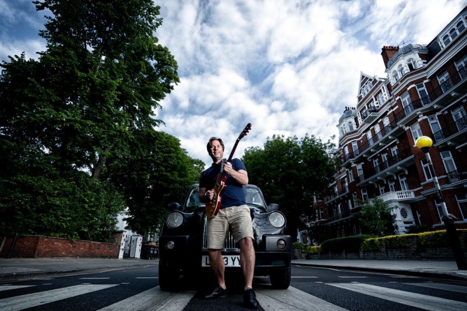 London: Rock N Roll Beatles Private Black Cab Tour - Why the Black Cab Style Changes the Whole Experience