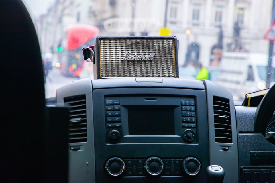 London: Rock 'n' Roll History Tour - The guide factor: why Clive, Ian, Colin, and others matter