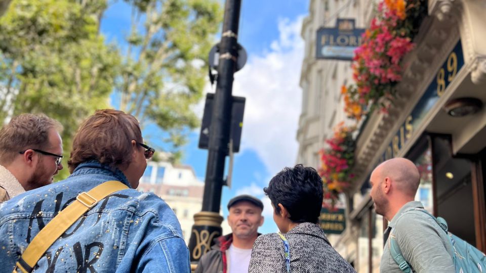 London: Royal Historic Pubs Walking Tour - Four Hidden Royal Pubs: How the Stops Work and What to Order