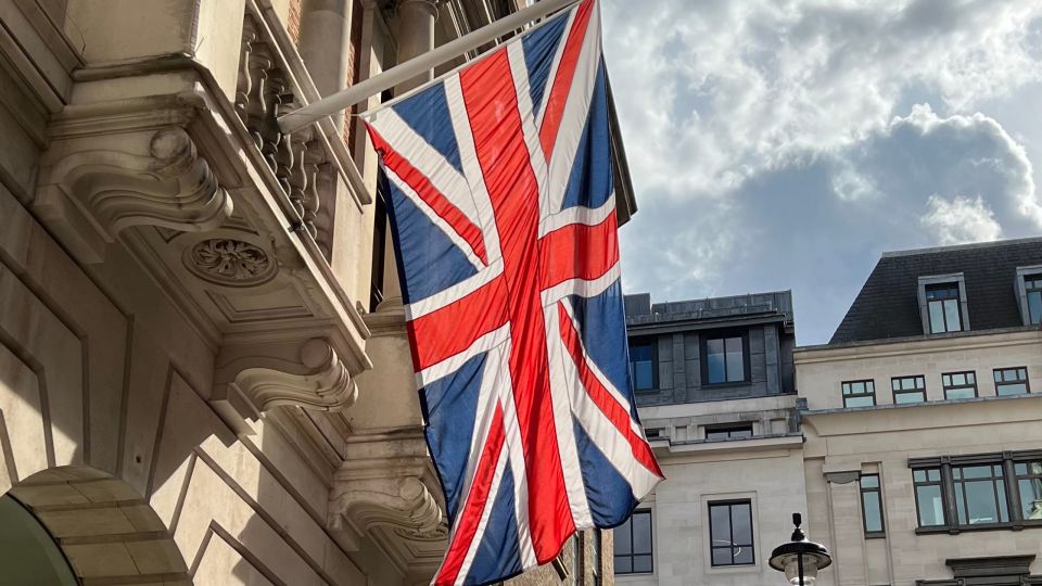 London: Royal Historic Pubs Walking Tour - Should You Book It? Yes, If You Want Stories with Your Pints