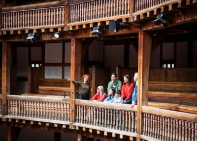 London: Shakespeare's Globe Theatre Guided Tour - The guided tour inside the wooden O