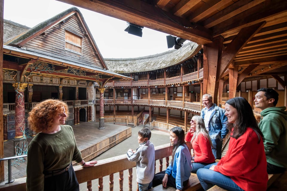 London: Shakespeare's Globe Theatre Guided Tour - Elizabethan craftsmanship: why the building deserves your attention