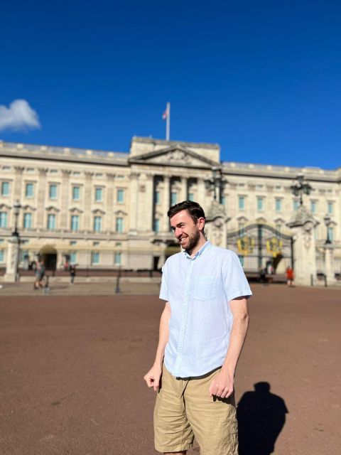 London: Sightseeing Tour - in clear, slow English - Downing Street quick look and the Westminster power corridor