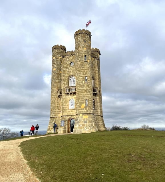 London: Small Group Cotswolds Trip with Bourton-on-the-Water - Earls Court Pickup at 8:30am: How to Avoid Losing Time