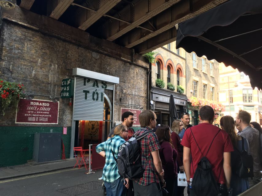 London: Small Group Harry Potter Locations Walking Tour - Leadenhall Market and the Leaky Cauldron photo stop