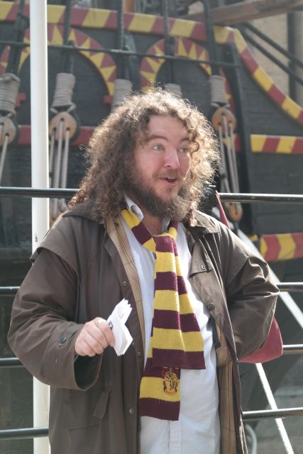 London: Small Group Harry Potter Locations Walking Tour - A quick photo stop near EC3V 9DL: learning to “see” the city