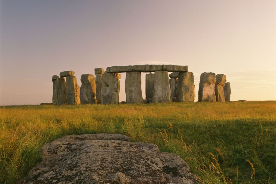 London: Stonehenge, Bath, Lacock, & Avebury Small Group Tour - Key reasons this tour works