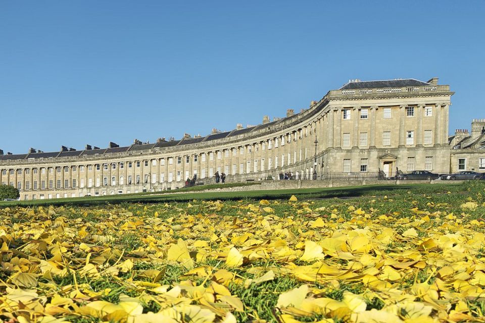 London: Stonehenge, Bath, Lacock, & Avebury Small Group Tour - Lacock: small village time that looks like a movie set