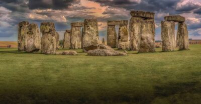 London to Southampton Cruise Terminal via Stonehenge - Executive coach pickup from London and Heathrow (and why the early start matters)