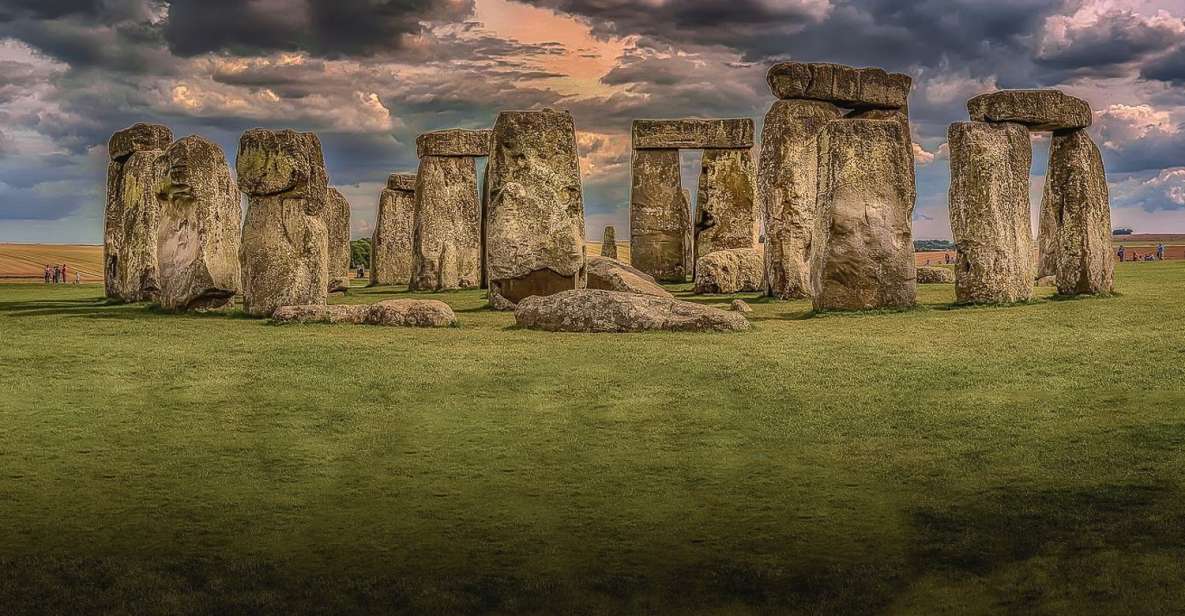 London to Southampton Cruise Terminal via Stonehenge - Executive coach pickup from London and Heathrow (and why the early start matters)