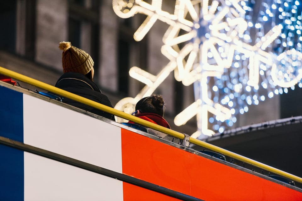 London: Tootbus Christmas Lights Tour incl walking tours - What This Christmas Lights Tour Really Feels Like