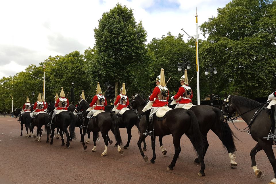 London: Top 30 Sights Walking Tour and Tower Bridge Exhibit - Price and value: why $87 can make sense