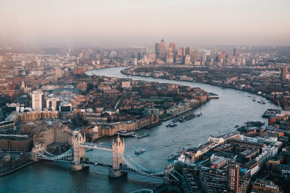 London: Tour with Private Guide - Private pickup means you start London on your schedule