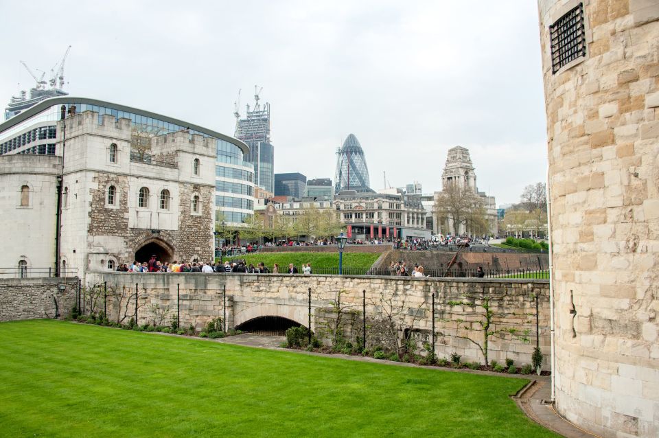 London: Vintage Bus Tour and London Eye Ticket - Key things to know before you go