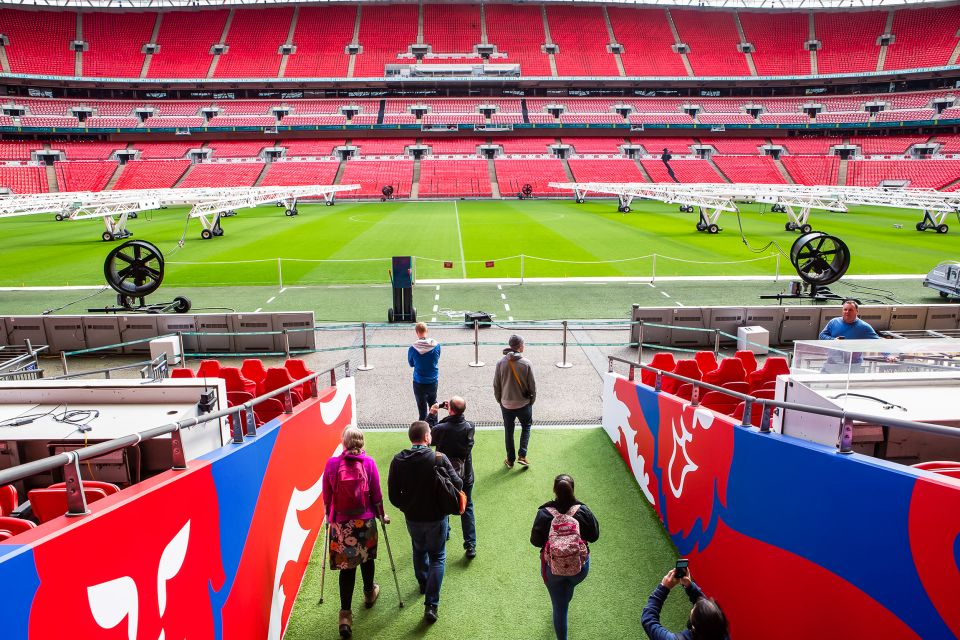 London: Wembley Stadium Guided Tour - Dressing rooms and the press areas: the match-day feeling in real space