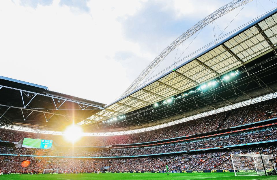 London: Wembley Stadium Guided Tour - The famous steps, trophy moments, and what to look for on the way up