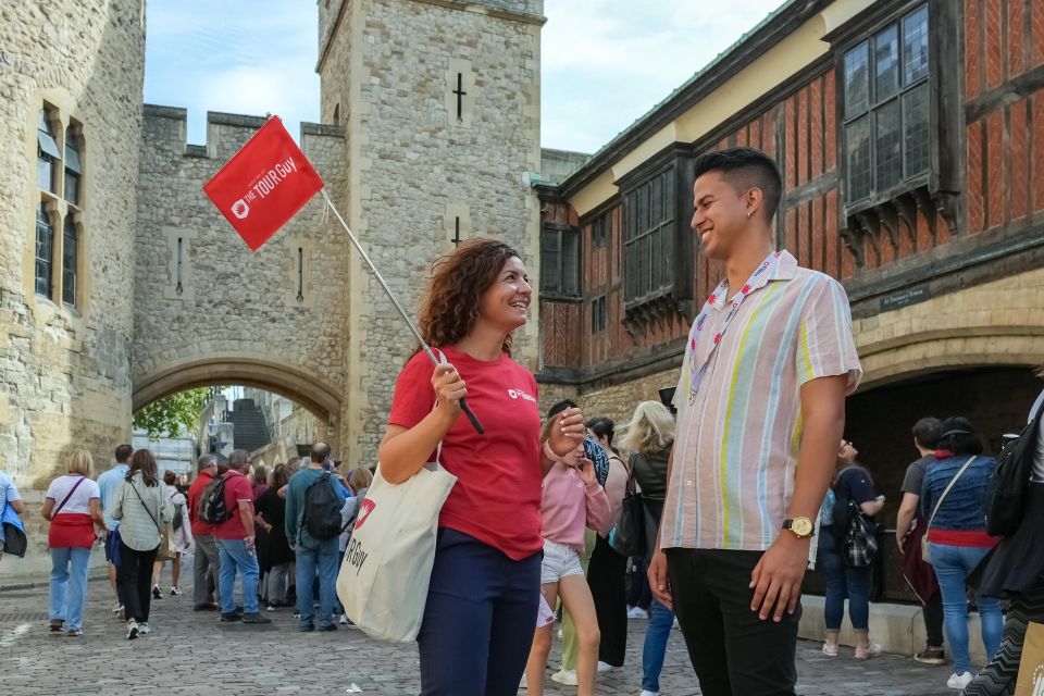 London: Westminster Abbey, Tower of London and Boat Tour - Tower of London guided tour and the Crown Jewels payoff