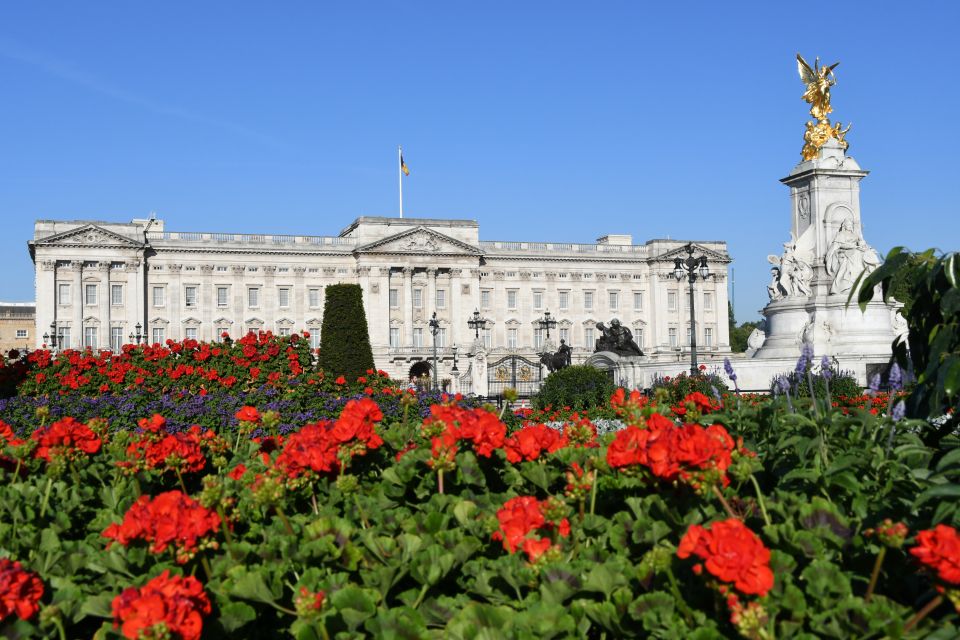 London: Westminster Walking Tour & Westminster Abbey Visit - Starting at the Ritz: finding your group fast