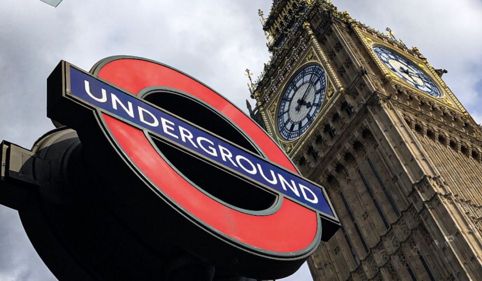 Royal London: from Saxons to Tudors & Stuarts Walking Tour - Key things you’ll notice on this Royal London walk