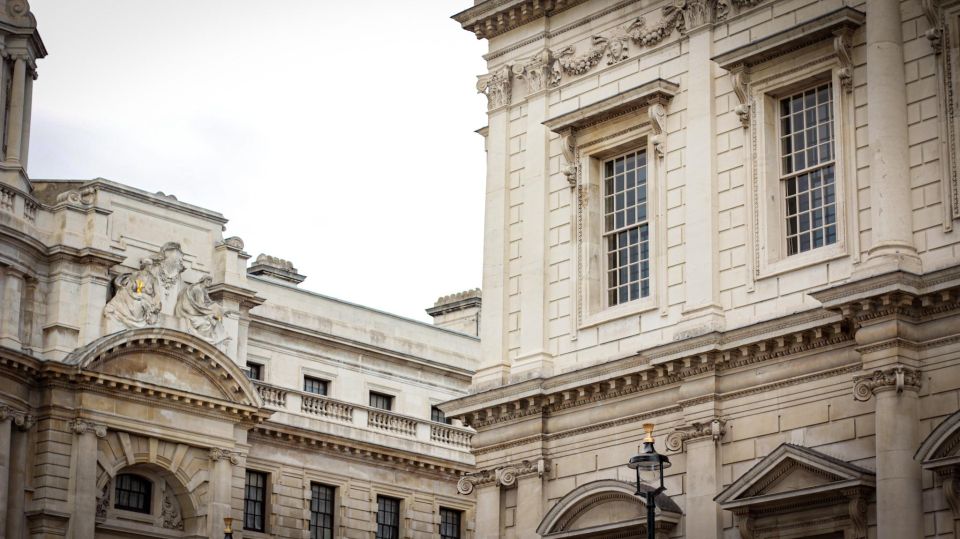 Royal London: from Saxons to Tudors & Stuarts Walking Tour - Who this Royal London walk is best for