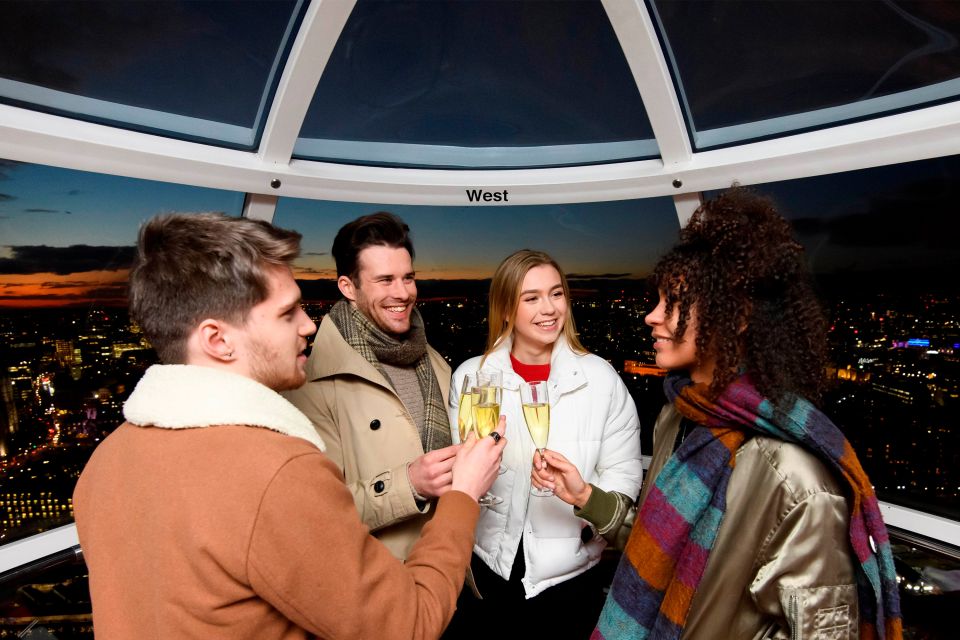 The London Eye Champagne Experience - Boarding in a shared capsule: what the 30 minutes really feels like