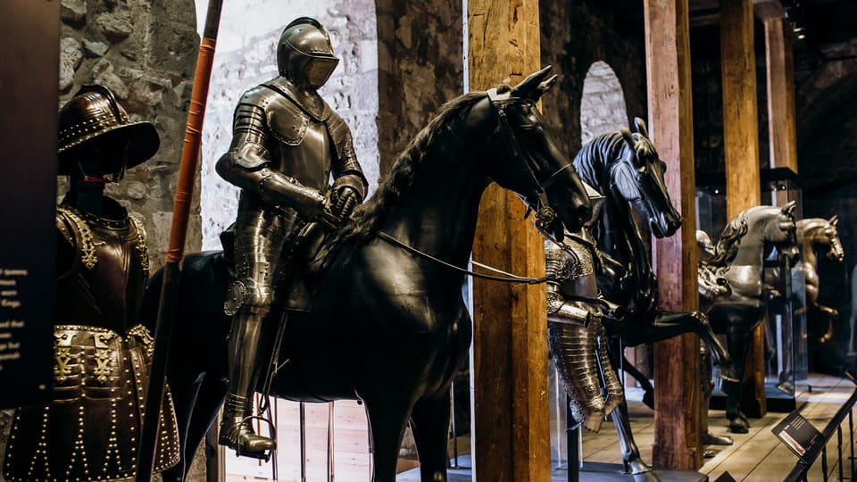 Tower of London Tour with Crown Jewels, plus River Cruise - Should you book this Tower of London tour with Crown Jewels and river cruise?